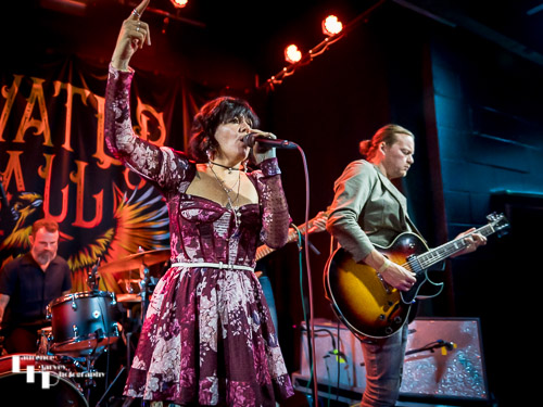 Meghan Parnell on vocals, Dave Barnes on guitar
