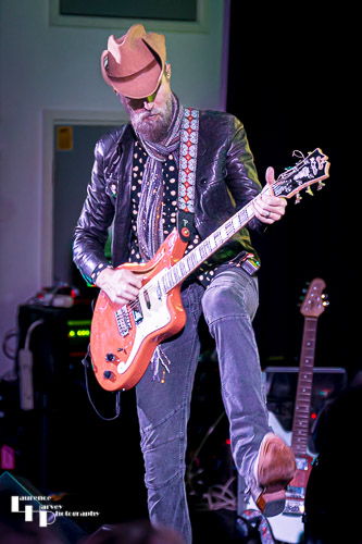 Robin Davey on guitar
