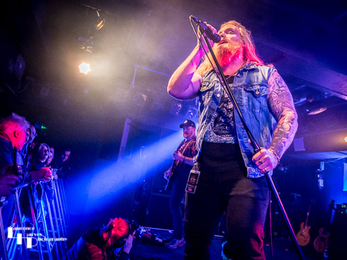 Matt James on vocals