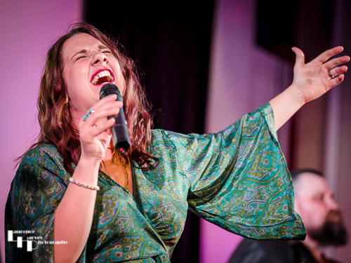 Chloe Josephine on vocals