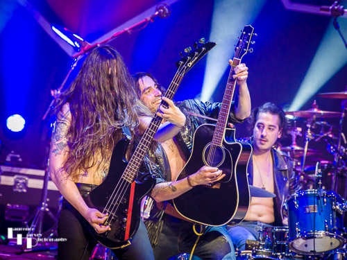 Angelo Tristan on vocals & guitar, Jack Bentley-Smith on bass