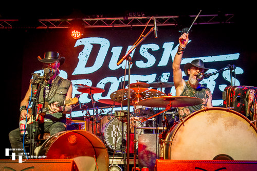 Dusk Brothers on stage at Epic Studios