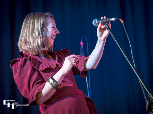 Lauren Dove on vocals