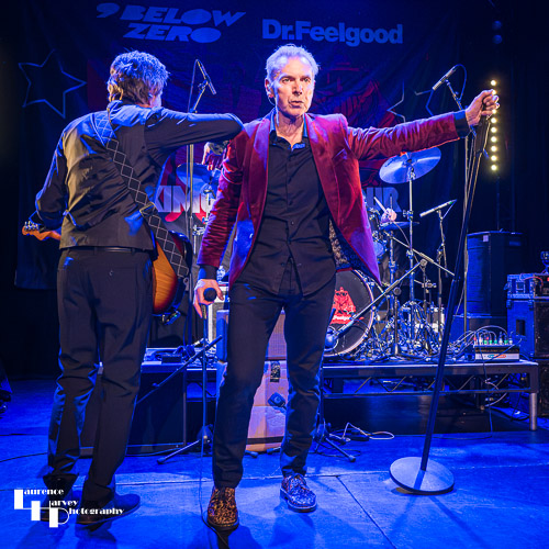 Robert Kane on vocals, Gordon Russell on guitar