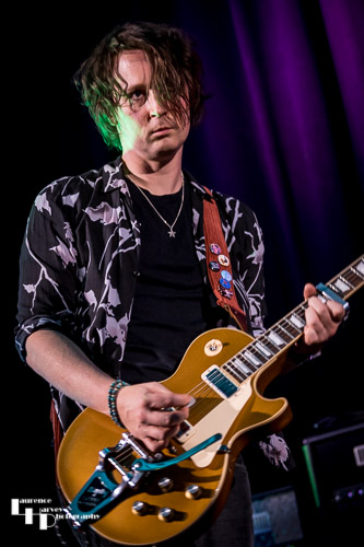 Rob Hardy on guitar