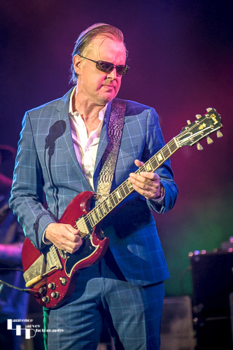 Joe Bonamassa on vocals & guitar