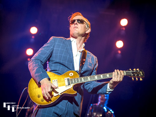 Joe Bonamassa on vocals & guitar