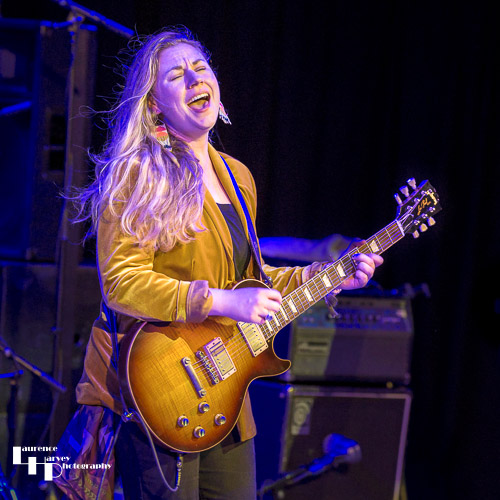 Joanne Shaw Taylor on vocals & guitar