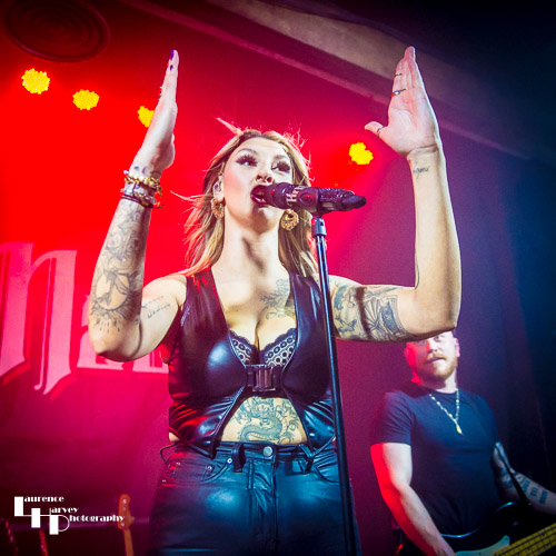 Rhiannon 'Kira' Hill on vocals