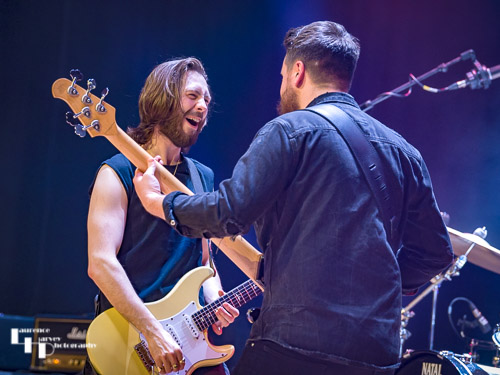 Laurence Jones on guitar & vocals, Jack Alexander Timmis on bass