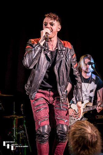 Simon Ball on vocals