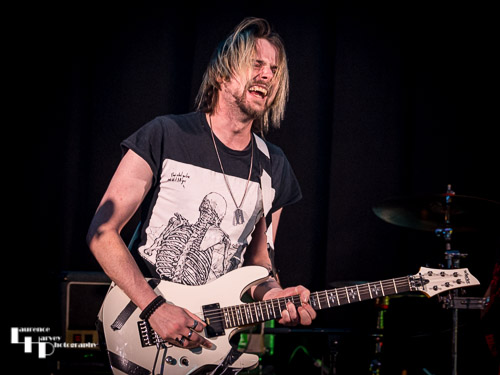 Stevie Lees on guitar