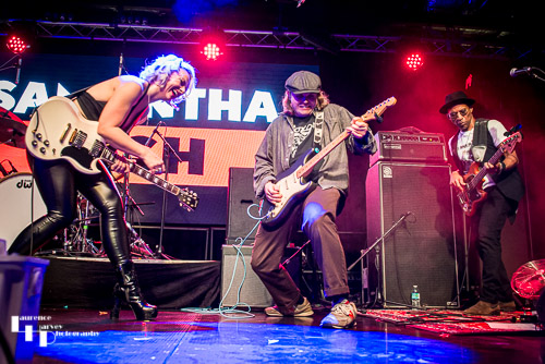 Samantha Fish & her band with  guest Zac Schulze on stage at Epic Studios