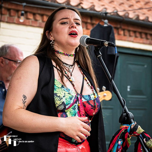 Gemma Elmes on vocals