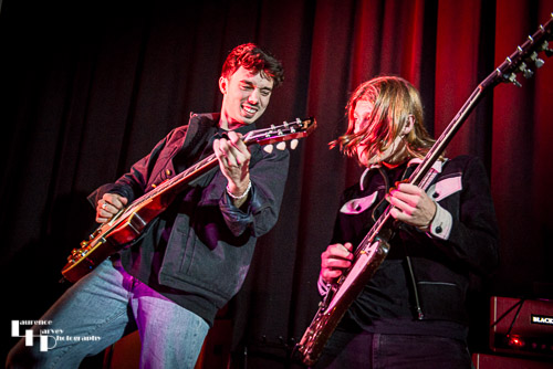 Toby Lee & Jake Loosemore on guitars